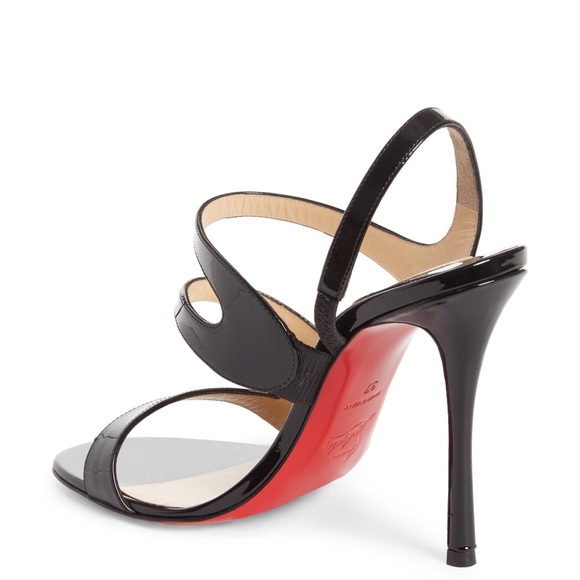 New CHRISTIAN LOUBOUTIN
Vavazou Asymmetric Sandals - Picture 6 of 14